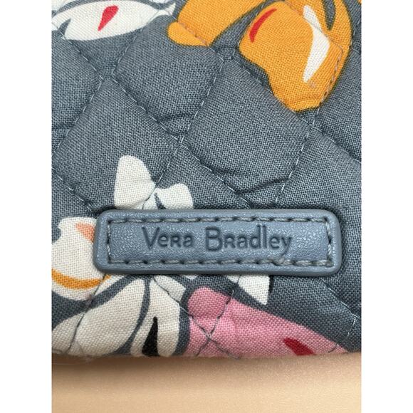 Vera Bradley, Gray Floral Wristlet, Coastal Paradise, Cell Window,‎ Credit Cards - Picture 7 of 11
